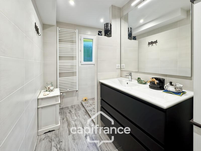 Maison - 148 m² - 7 pièces