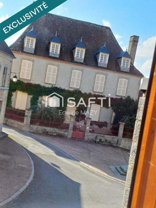 Maison - 244 m² - 8 pièces