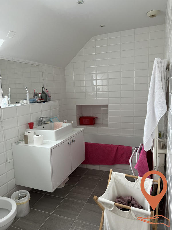 Maison contemporaine - 220 m² - 9 pièces