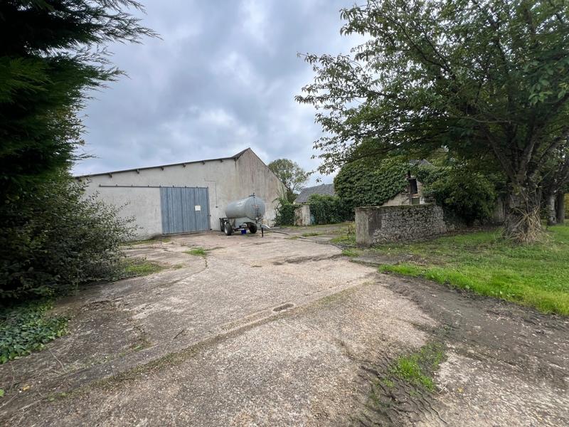 Maison - 280 m² - 10 pièces