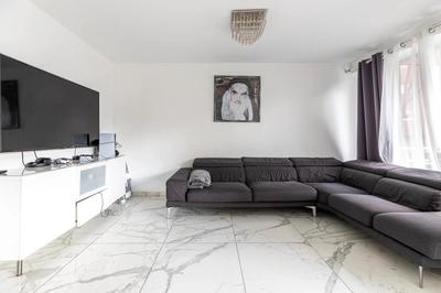 Appartement - 94 m² - 4 pièces