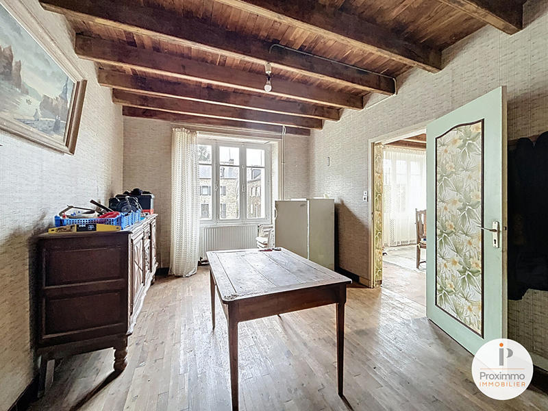 Maison - 95 m² - 6 pièces