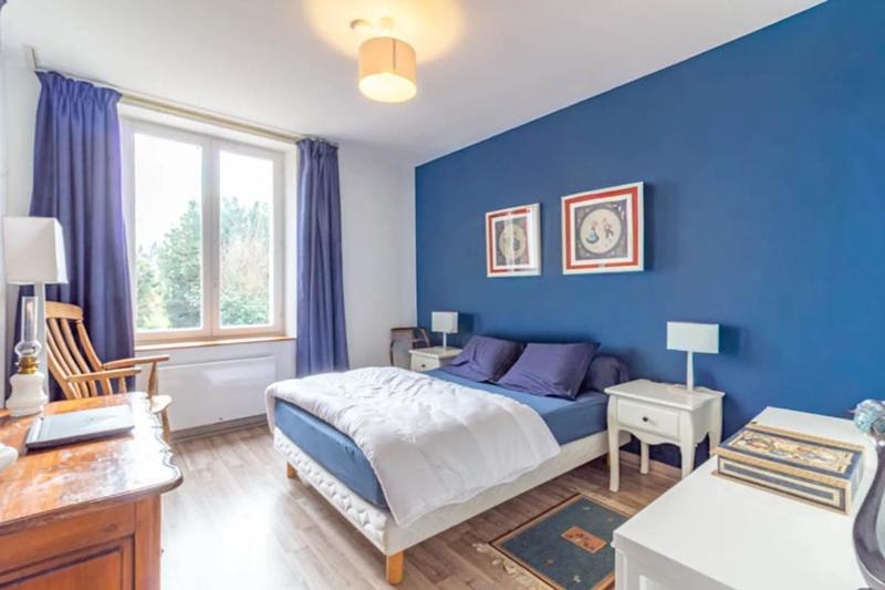 Propriété - 212 m² - 7 pièces