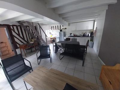 Maison - 106 m² - 6 pièces