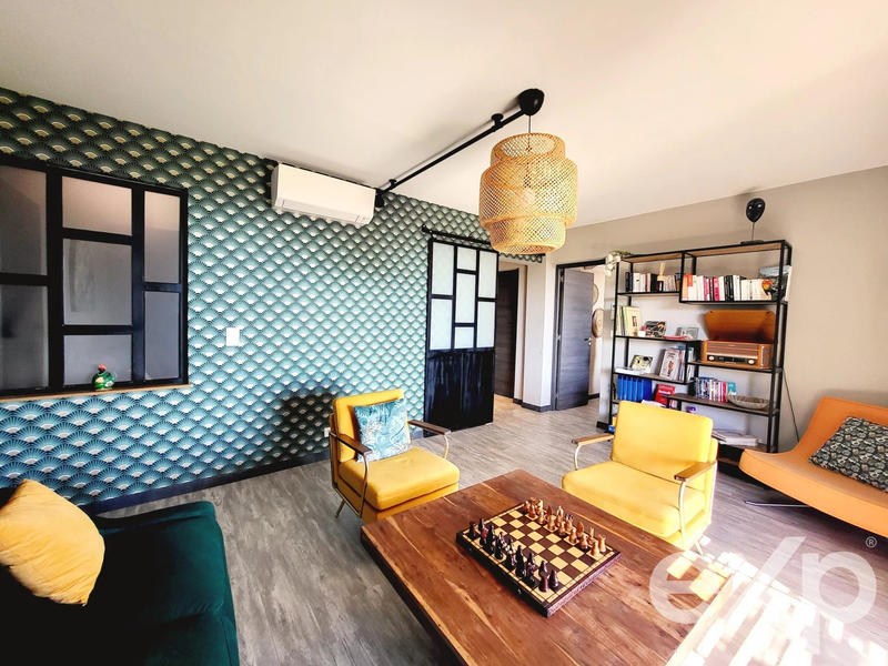 Villa - 224 m² - 8 pièces