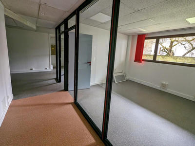 Bureau - 420 m²