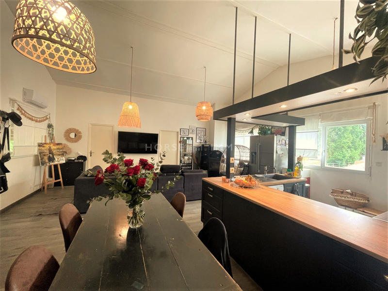 Maison - 120 m² - 5 pièces