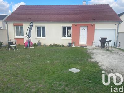 Maison - 93 m² - 5 pièces