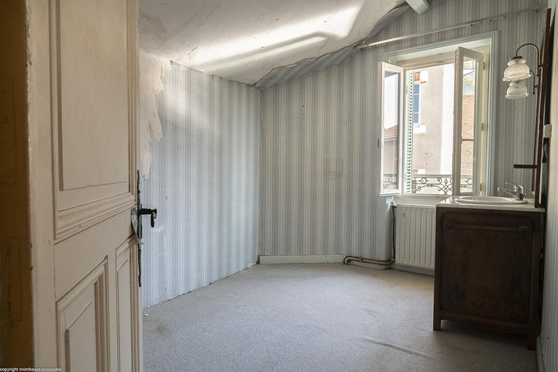 Maison de bourg - 88 m² - 2 pièces