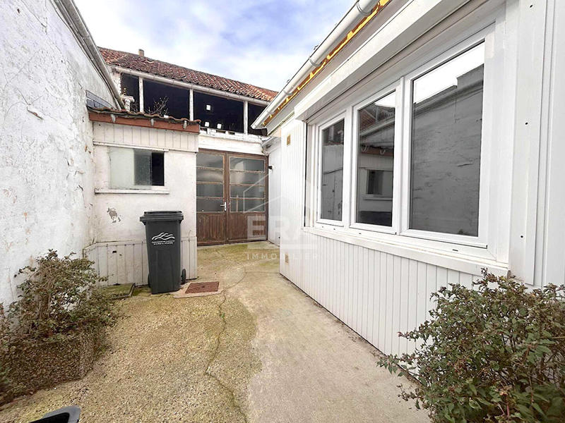 Maison - 97 m² - 6 pièces