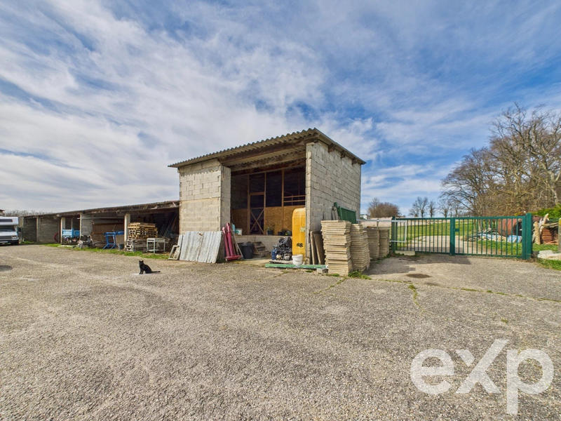 Maison - 105 m² - 4 pièces