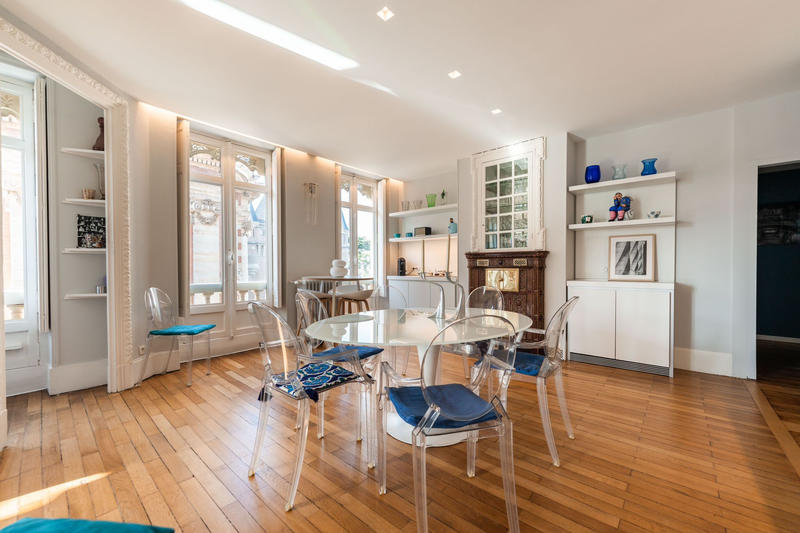 Appartement - 160 m² - 5 pièces