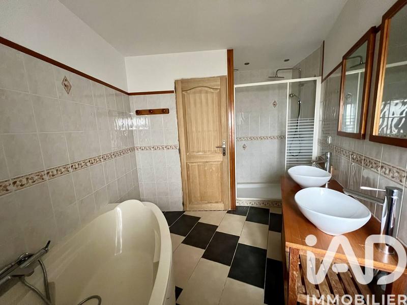 Maison de village - 87 m² - 5 pièces