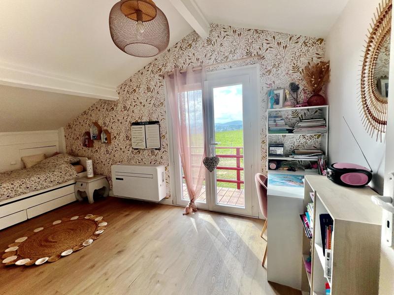 Propriété - 165 m² - 6 pièces