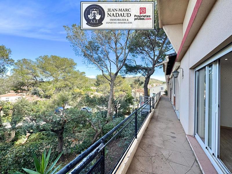 Villa - 200 m² - 9 pièces