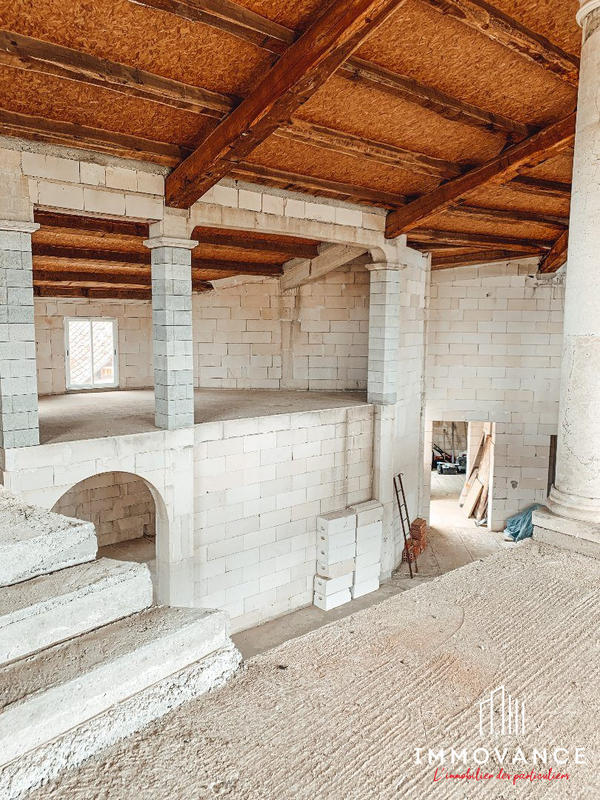 Villa - 558 m² - 9 pièces