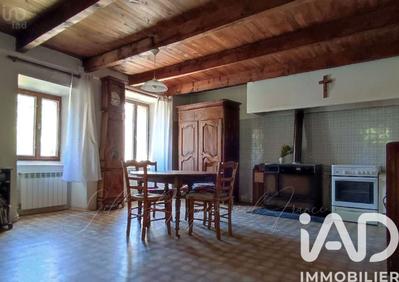 Maison - 141 m² - 5 pièces