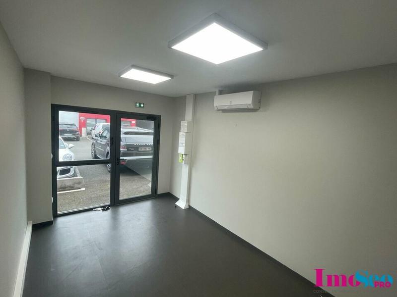 Local d'activité / Entrepôt - 60 m²