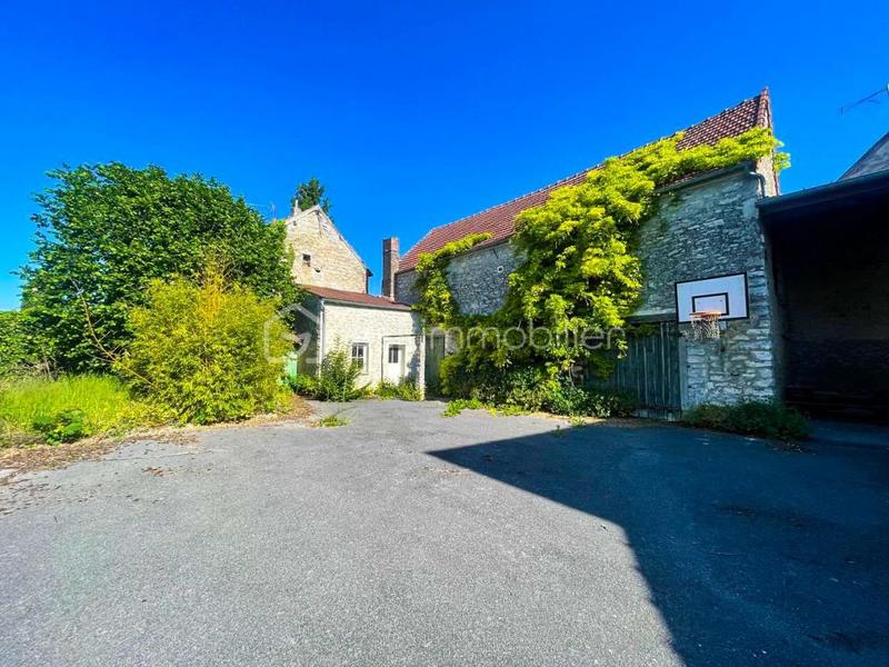 Corps de ferme - 163 m² - 8 pièces