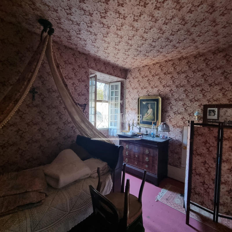 Maison ancienne - 180 m² - 7 pièces