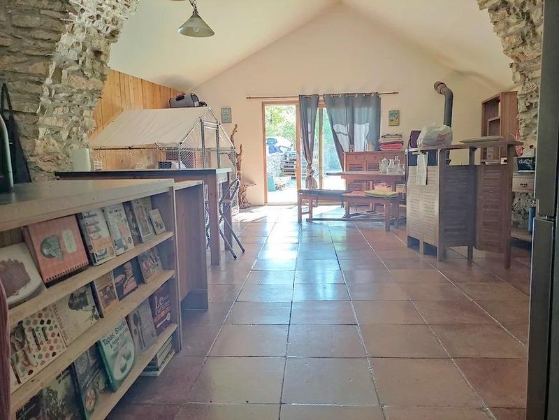 Corps de ferme - 241 m² - 6 pièces