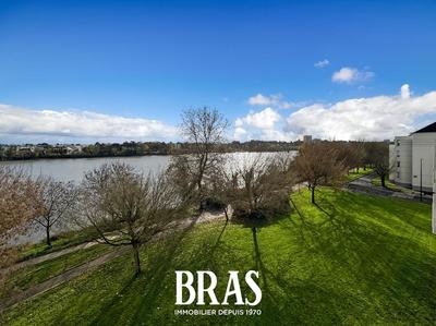 Appartement - 75 m² - 4 pièces