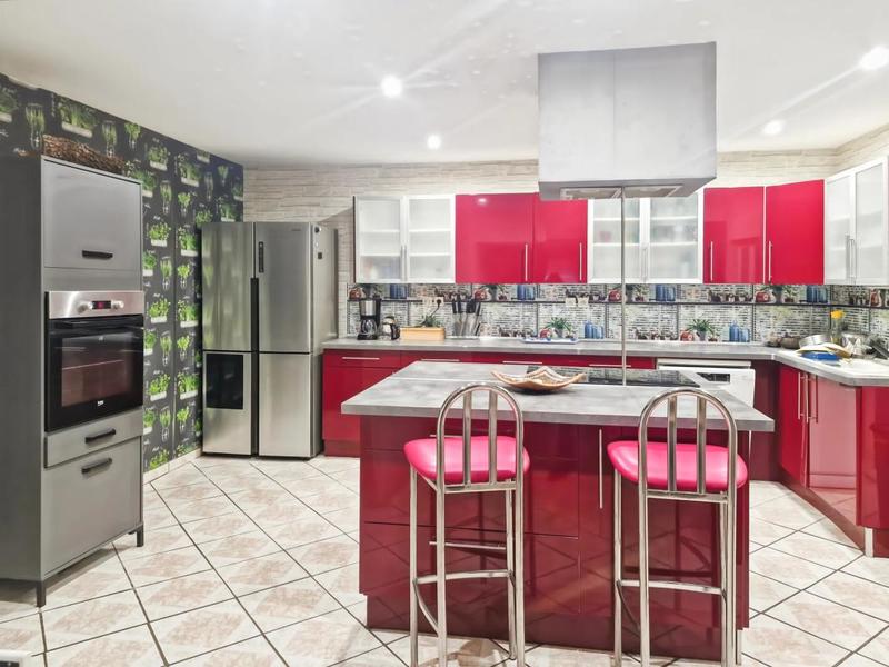 Maison - 160 m² - 6 pièces