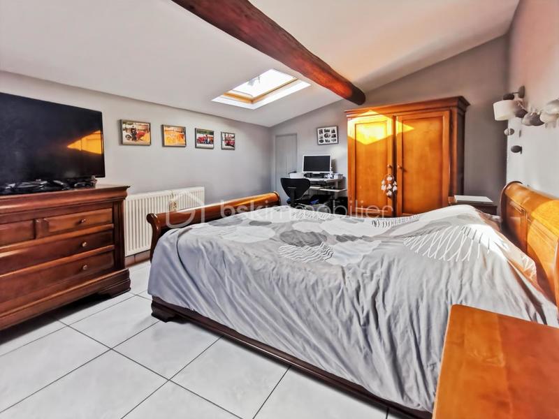 Maison de village - 135 m² - 8 pièces