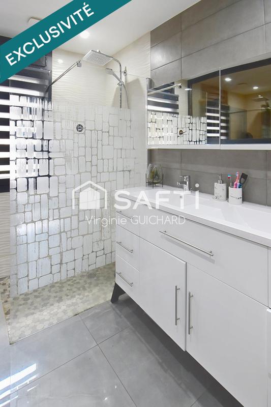 Maison - 350 m² - 9 pièces