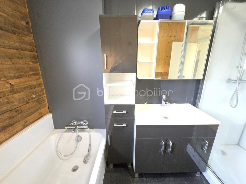 Maison - 101 m² - 5 pièces