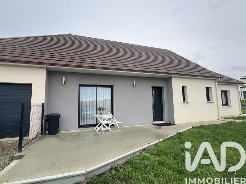 Maison - 121 m² - 4 pièces