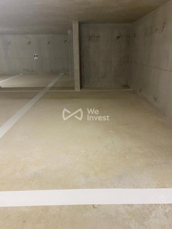 Parking / Garage - 10 m²