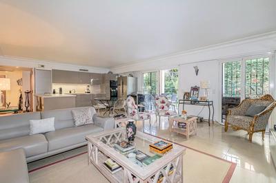 Appartement - 93 m² - 4 pièces