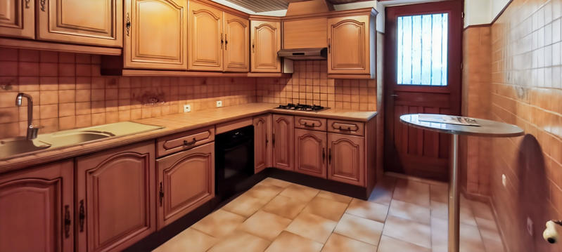 Maison - 120 m² - 9 pièces