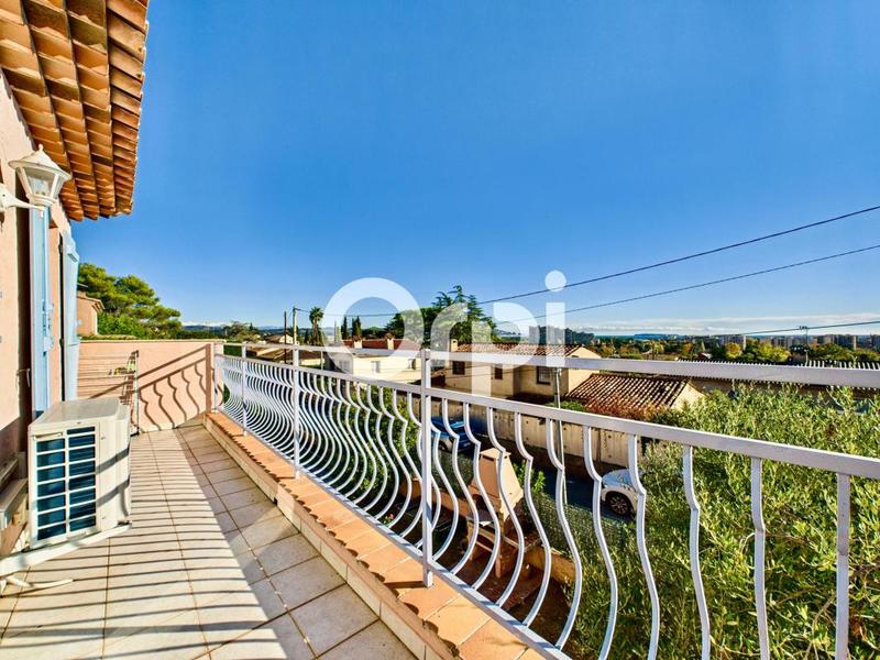 Villa - 136 m² - 4 pièces