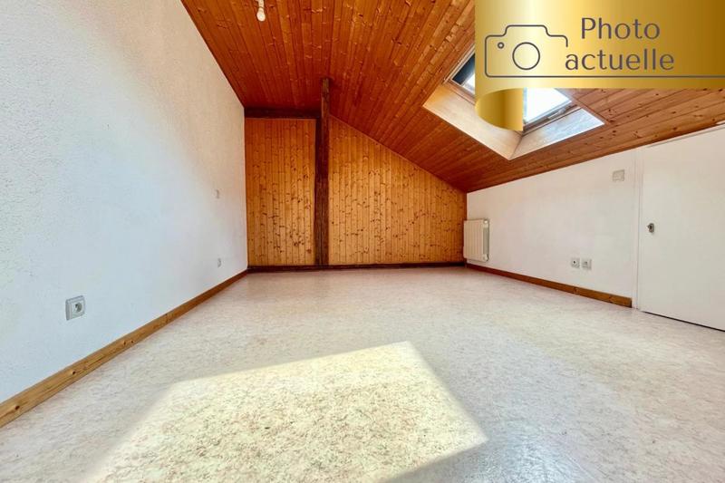 Appartement - 90 m² - 4 pièces