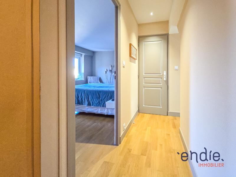 Duplex - 159 m² - 6 pièces