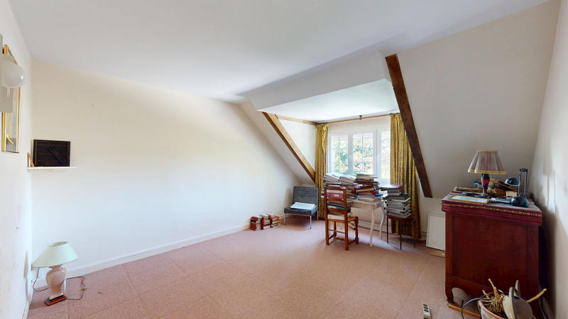 Maison - 290 m² - 10 pièces