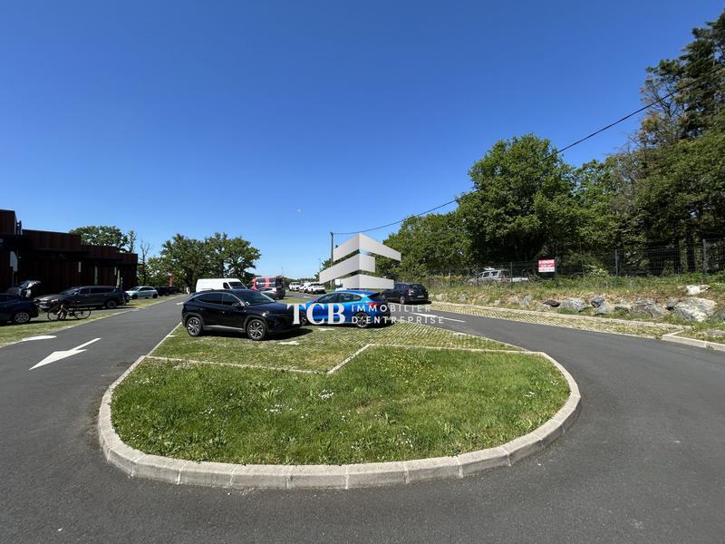 Local commercial - 271 m²