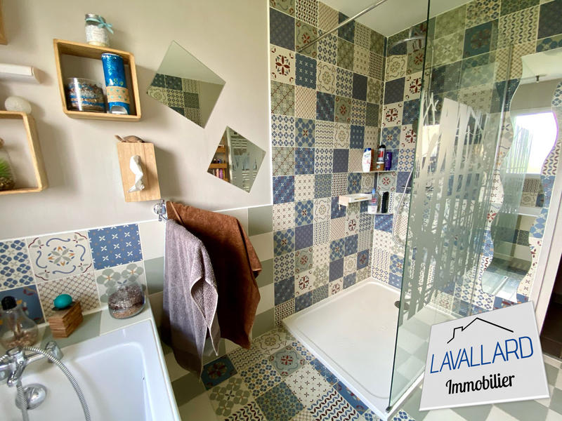 Maison contemporaine - 102 m² - 4 pièces