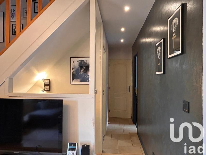 Maison - 93 m² - 6 pièces