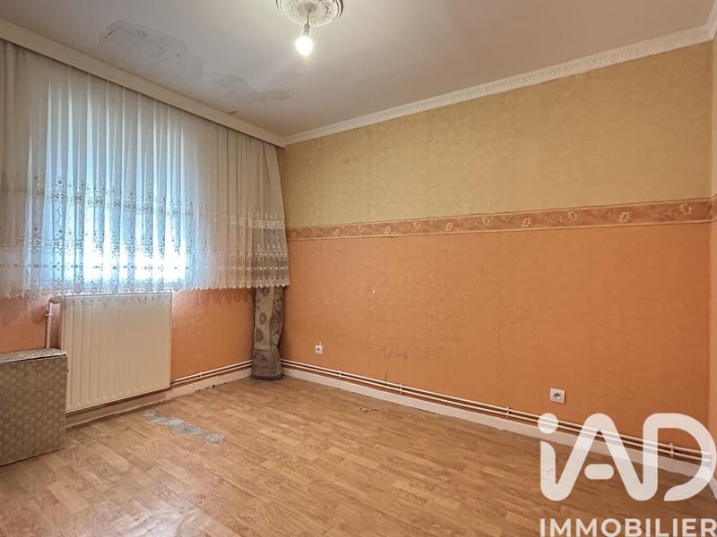 Maison - 162 m² - 9 pièces