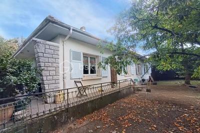 Maison - 145 m² - 7 pièces