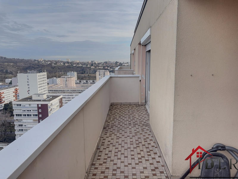 Appartement - 82 m² - 5 pièces