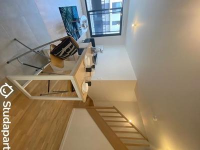 Chambre - 17 m² - 1 pièce