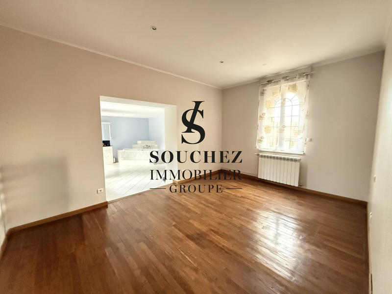 Maison - 352 m² - 10 pièces
