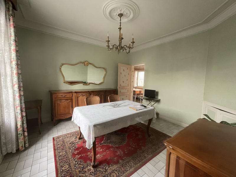 Maison - 95 m² - 5 pièces