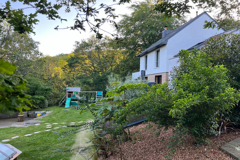 Propriété - 130 m² - 7 pièces