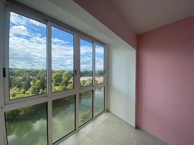 Appartement - 79 m² - 4 pièces