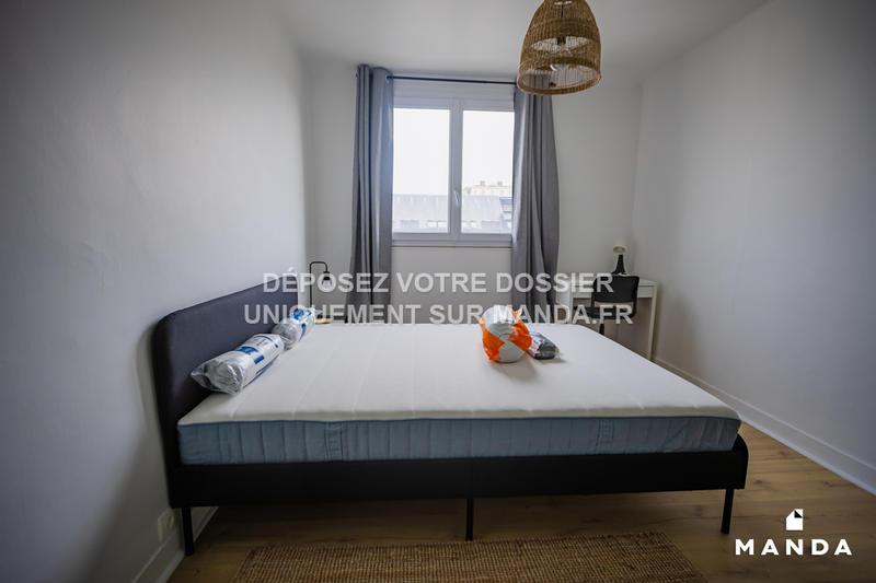 Chambre - 10 m² - 4 pièces
